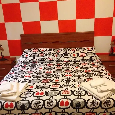 Leonard Acqui * Roma